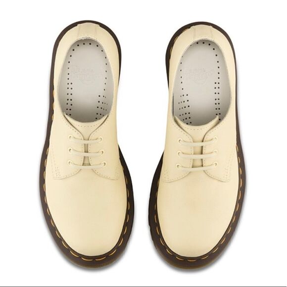 Dr. Martens Shoes 1461 Pastel Yellow Virginia Leather Oxford - Picture 4 of 16